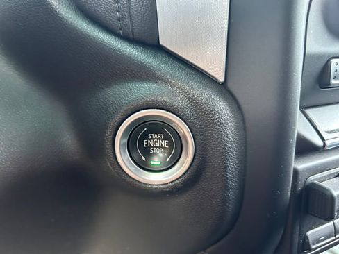 Used 2021 GMC Sierra 1500 SLT image 18