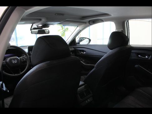 Certified 2025 Honda Accord SE image 16