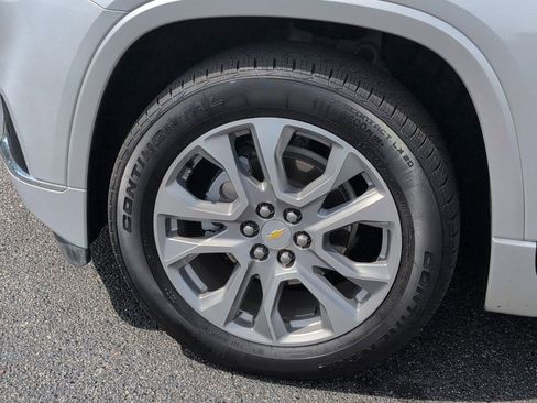 Used 2020 Chevrolet Traverse Premier w/ LPO, Floor Liner Package image 12