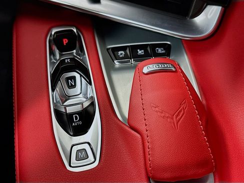 Used 2025 Chevrolet Corvette Z06 RWD image 18