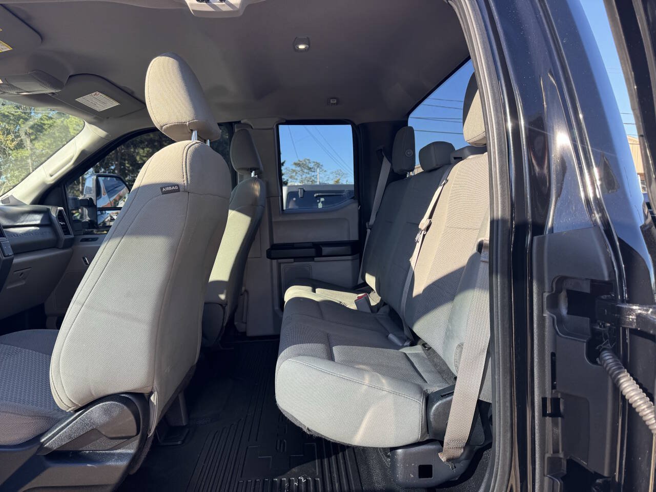 Used 2017 Ford F250 XL w/ Power Equipment Group AWD/4WD image 24