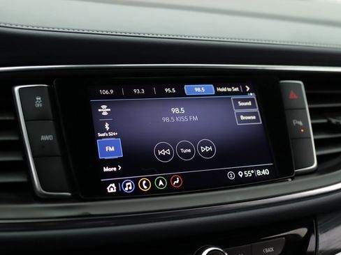 Used 2021 Buick Enclave Essence w/ Sound and Sites Package image 12