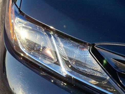 Certified 2020 Toyota Camry LE image 29