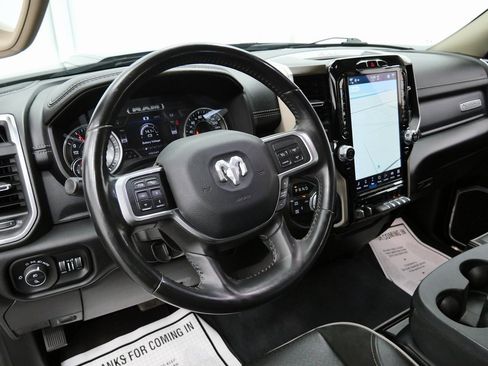 Used 2022 RAM 2500 Laramie image 13