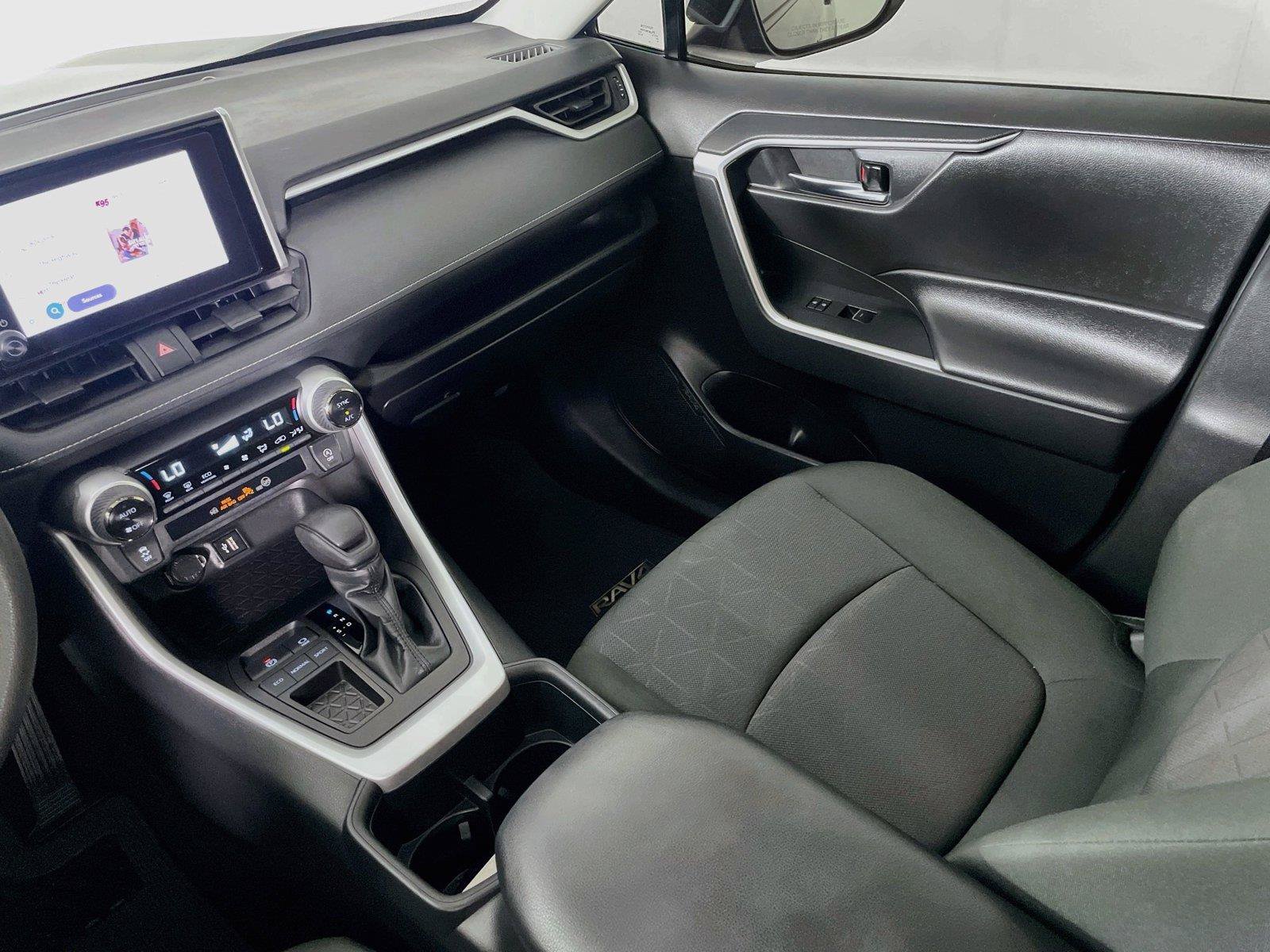 Used 2024 Toyota RAV4 XLE w/ Convenience Package FWD image 24