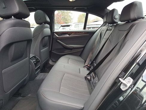 Used 2023 BMW 530i xDrive w/ Convenience Package image 10