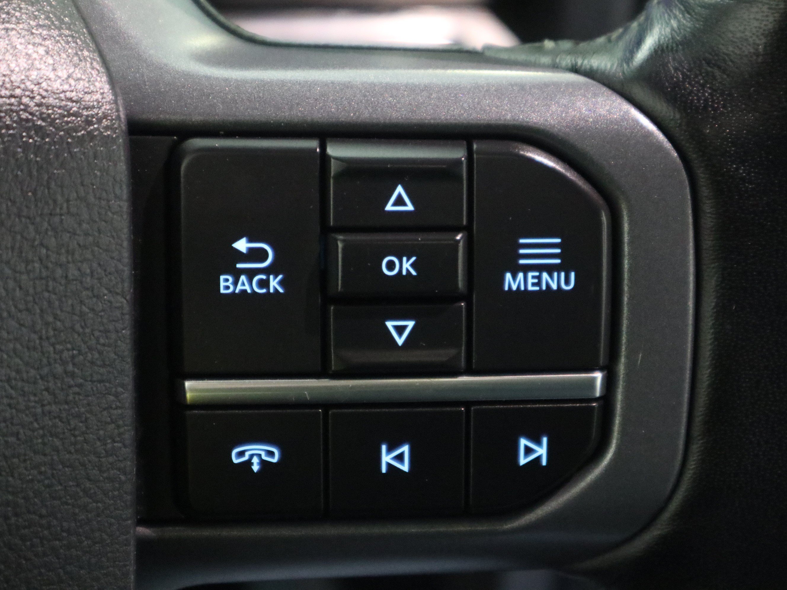 Used 2023 Ford F150 Lariat AWD/4WD image 27