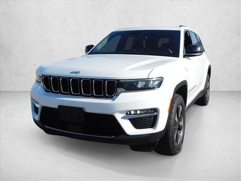 Used 2024 Jeep Grand Cherokee Limited 4xe AWD/4WD image 2