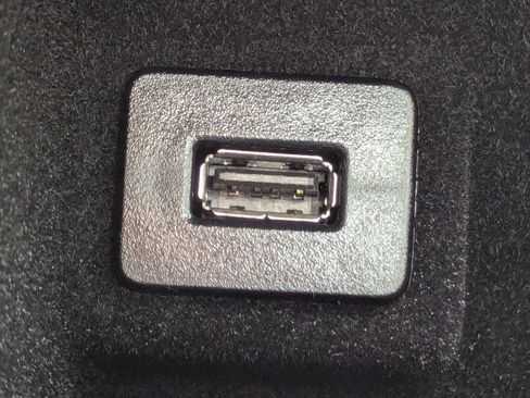 Used 2017 Chevrolet Corvette Stingray Coupe w/ 1LT RWD image 23
