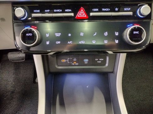 New 2026 Hyundai Tucson Limited AWD/4WD image 38
