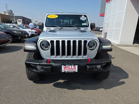 Used 2023 Jeep Gladiator Rubicon w/ LED Lighting Group AWD/4WD image 5