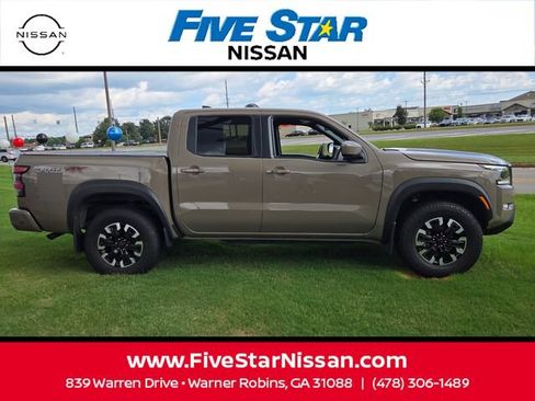 Used 2024 Nissan Frontier PRO-4X w/ Off-Road Protection Package AWD/4WD image 13