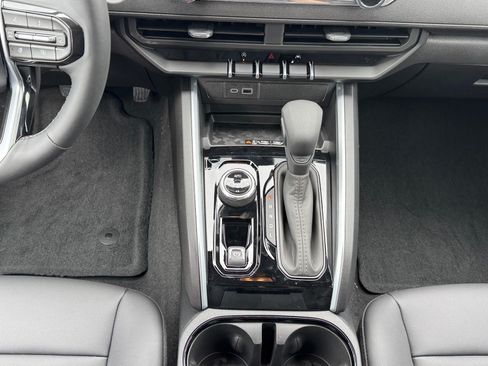 New 2026 Chevrolet Colorado Trail Boss AWD/4WD image 9