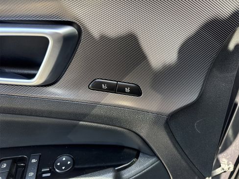 Used 2023 Kia Sportage SX image 20