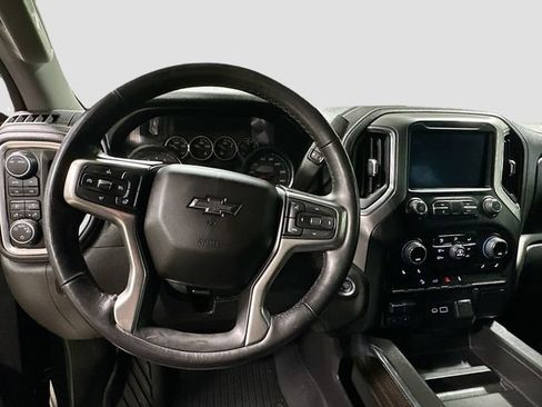 Used 2021 Chevrolet Silverado 1500 LT Trail Boss AWD/4WD image 12