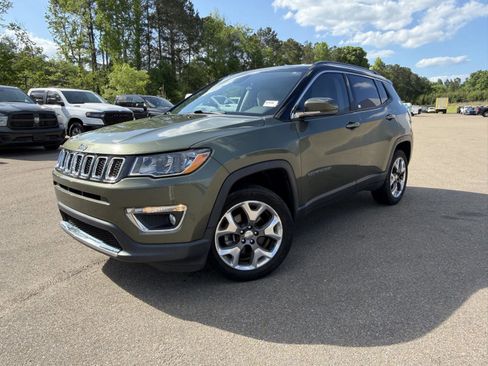 Used 2020 Jeep Compass Limited AWD/4WD image 1