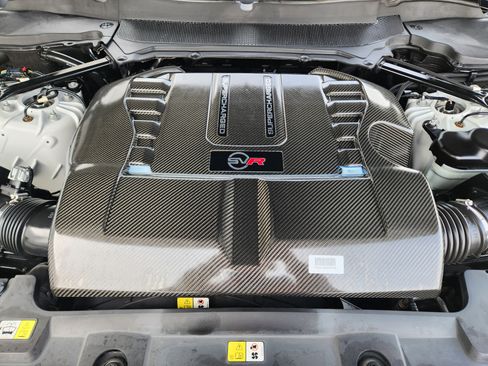 Used 2019 Land Rover Range Rover Sport SVR image 32