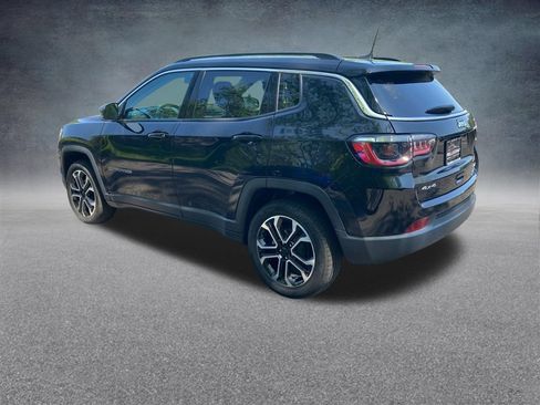 Used 2022 Jeep Compass Limited AWD/4WD image 3