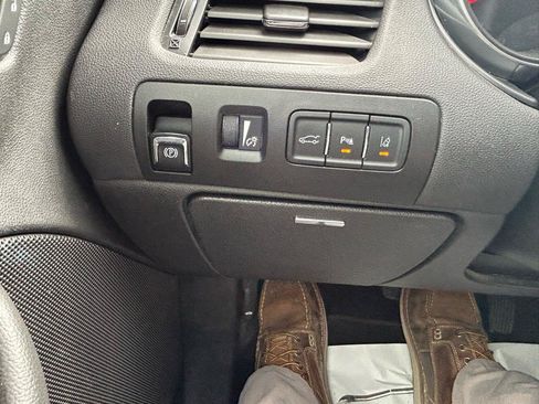 Used 2015 Chevrolet Impala LTZ FWD image 27