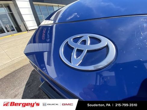 Used 2025 Toyota Camry SE w/ Convenience Package FWD image 35