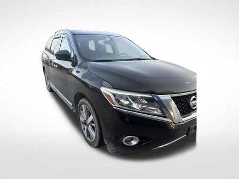 Used 2014 Nissan Pathfinder Platinum w/ Platinum Premium Package FWD image 4