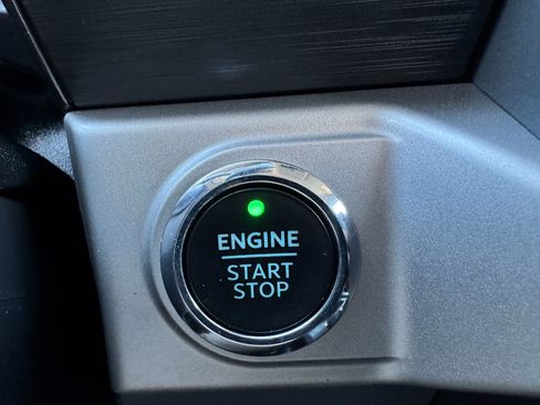 Used 2021 Ford F150 XLT w/ Equipment Group 302A High image 34