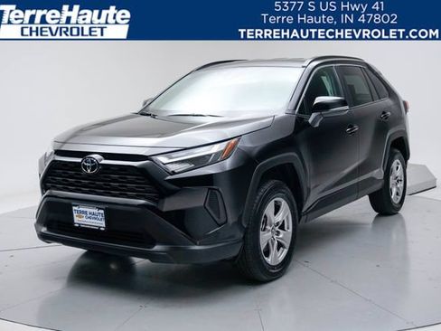 Used 2025 Toyota RAV4 XLE AWD/4WD image 1