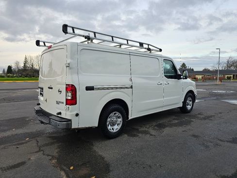 Used 2019 Nissan NV 3500 SL w/ Navigation Package image 20