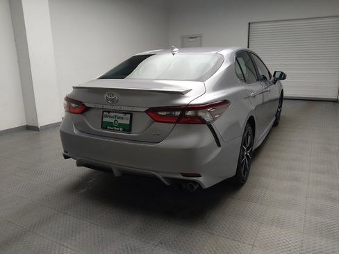 Used 2023 Toyota Camry SE image 7