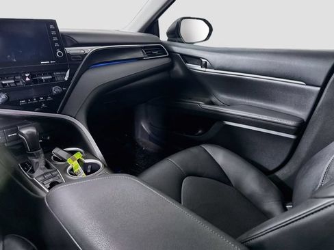 Certified 2023 Toyota Camry XLE FWD image 24