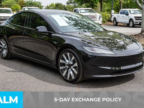 Used 2024 Tesla Model 3 Standard Range image 4