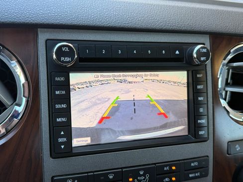 Used 2011 Ford F250 Lariat w/ Lariat Ultimate Pkg AWD/4WD image 26