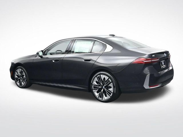 New 2026 BMW i5 eDrive40 AWD/4WD image 7