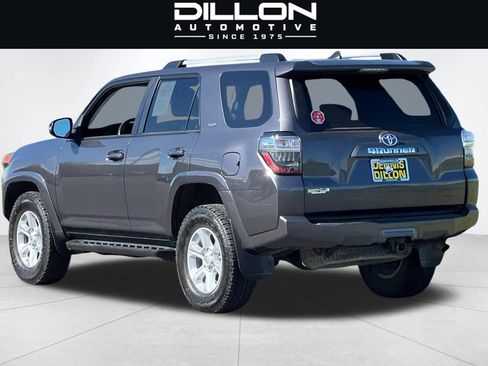 Used 2021 Toyota 4Runner SR5 Premium w/ Moonroof Package AWD/4WD image 7