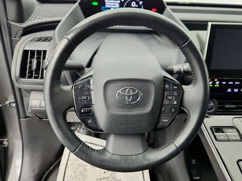 Used 2023 Toyota bZ4X AWD image 13