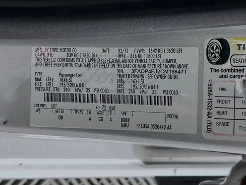 Used 2012 Ford Fiesta SES FWD image 29