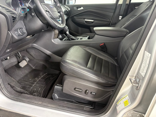 Used 2018 Ford Escape Titanium AWD/4WD image 10