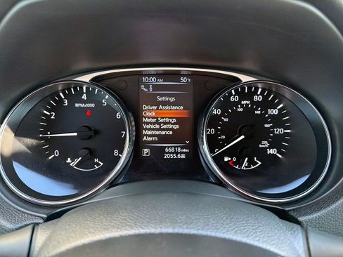 Used 2016 Nissan Rogue SL w/ SL Premium Package image 16