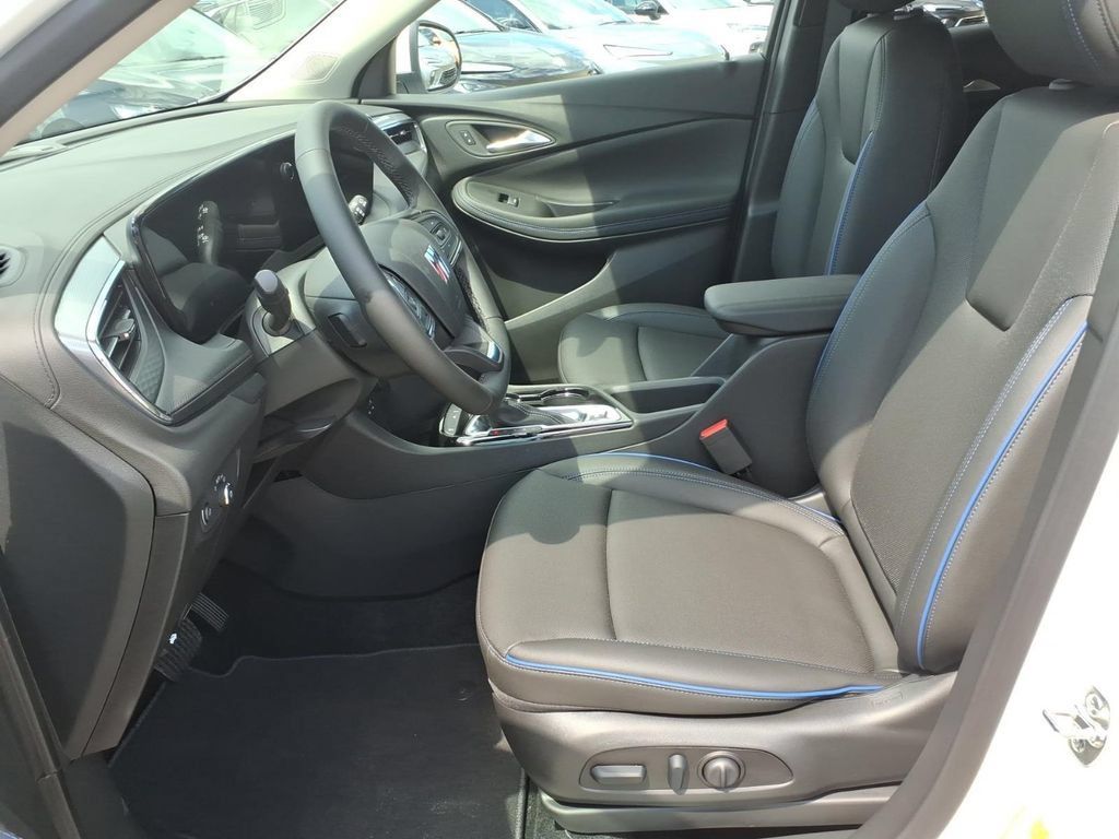 New 2026 Buick Encore GX Sport Touring w/ Comfort Package FWD image 11