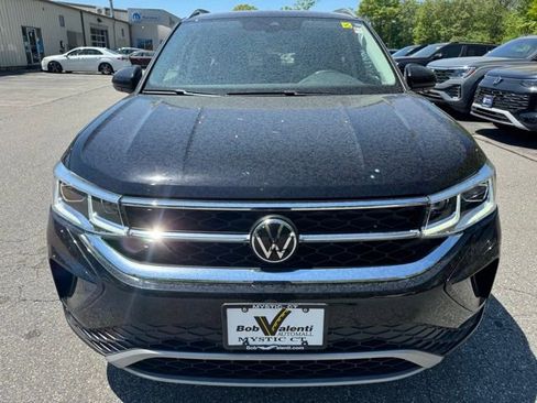 Certified 2023 Volkswagen Taos SEL AWD/4WD image 2