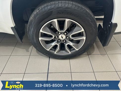 Used 2020 Chevrolet Silverado 1500 RST AWD/4WD image 25