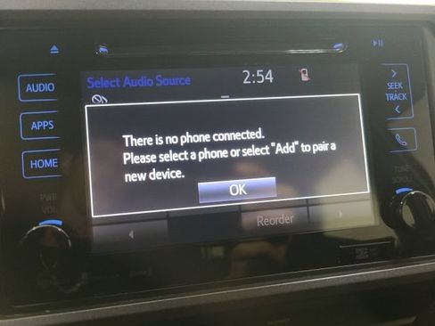 Used 2017 Toyota Tacoma TRD Sport AWD/4WD image 31