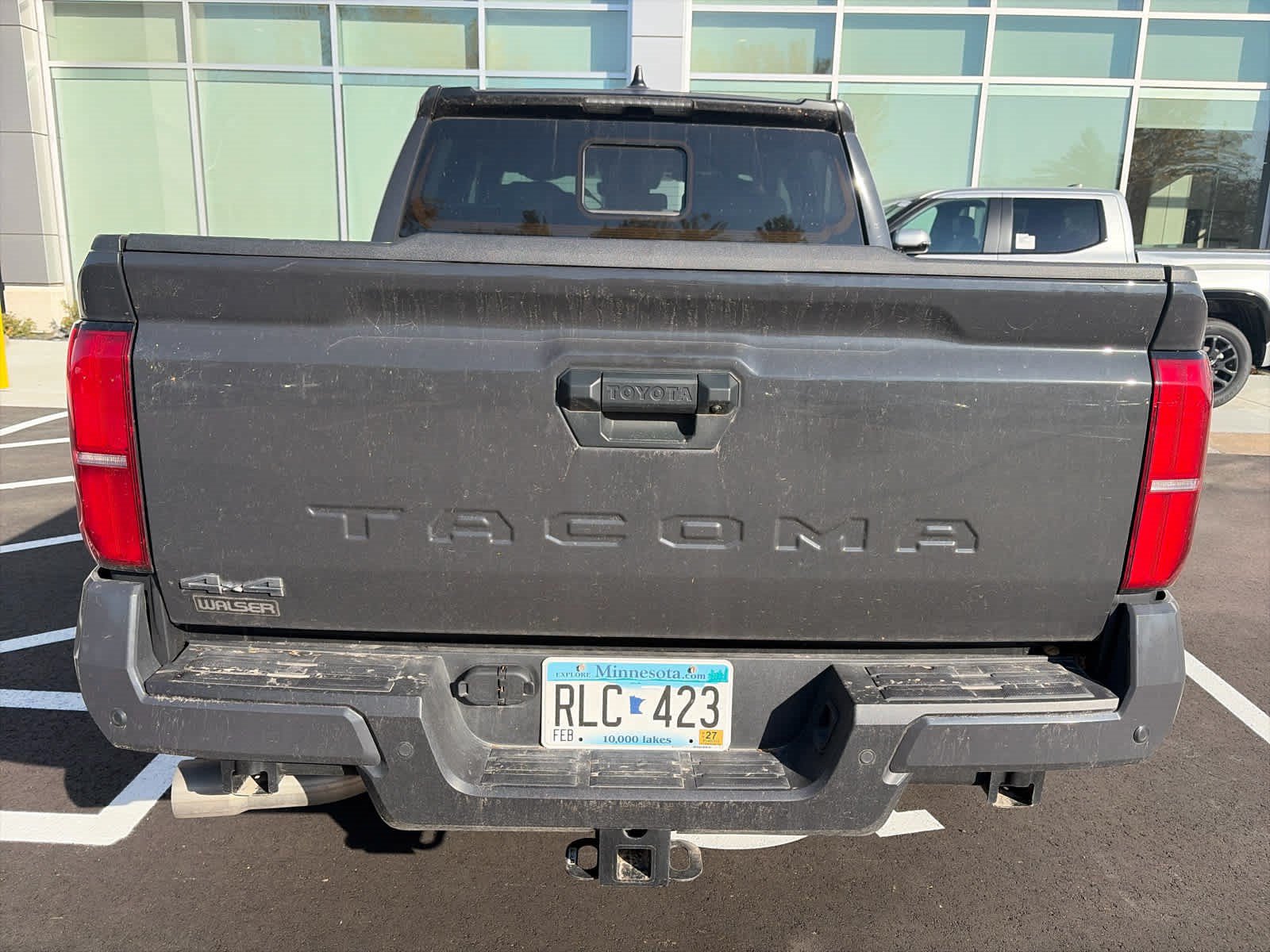 Certified 2024 Toyota Tacoma SR5 AWD/4WD image 7