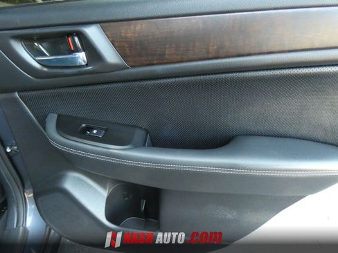 Used 2015 Subaru Outback 2.5i Limited AWD/4WD image 41