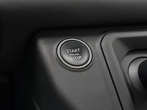 Certified 2025 Land Rover Defender 110 S AWD/4WD image 25