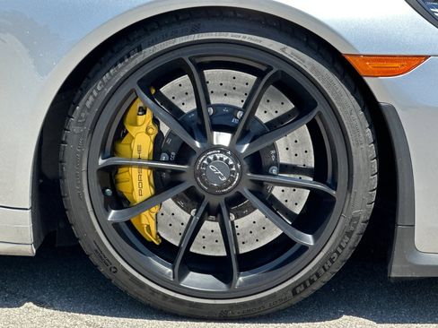 Used 2018 Porsche 911 GT3 RWD image 40