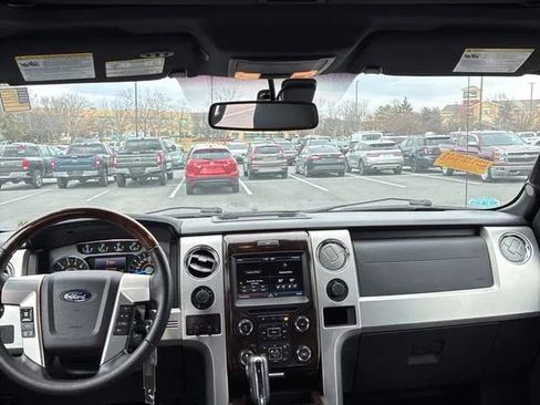 Used 2014 Ford F150 Platinum image 10