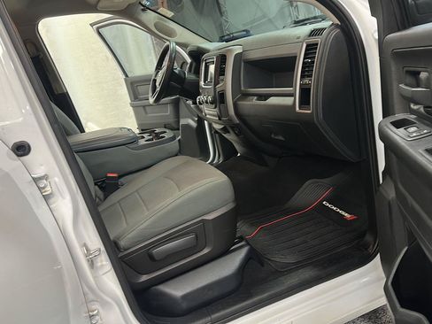 Used 2016 RAM 1500 Express AWD/4WD image 27