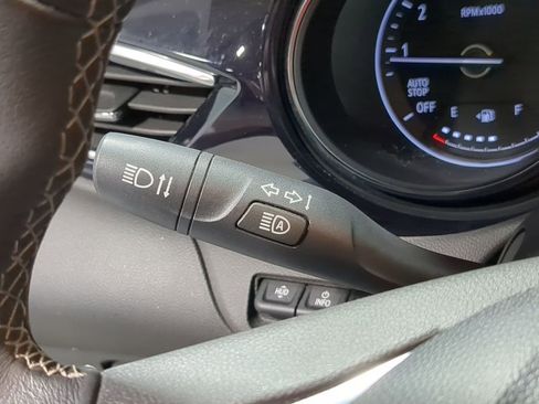 Used 2020 Buick Encore GX Essence w/ Advanced Technology Package AWD/4WD image 33