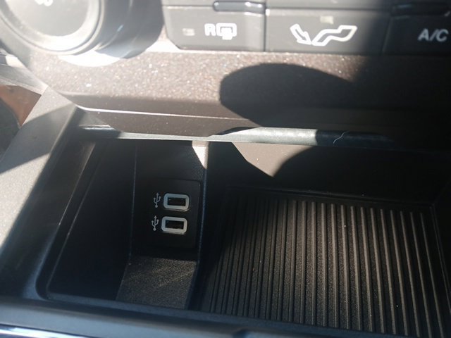 Used 2018 Ford F150 XLT w/ Equipment Group 302A Luxury AWD/4WD image 30